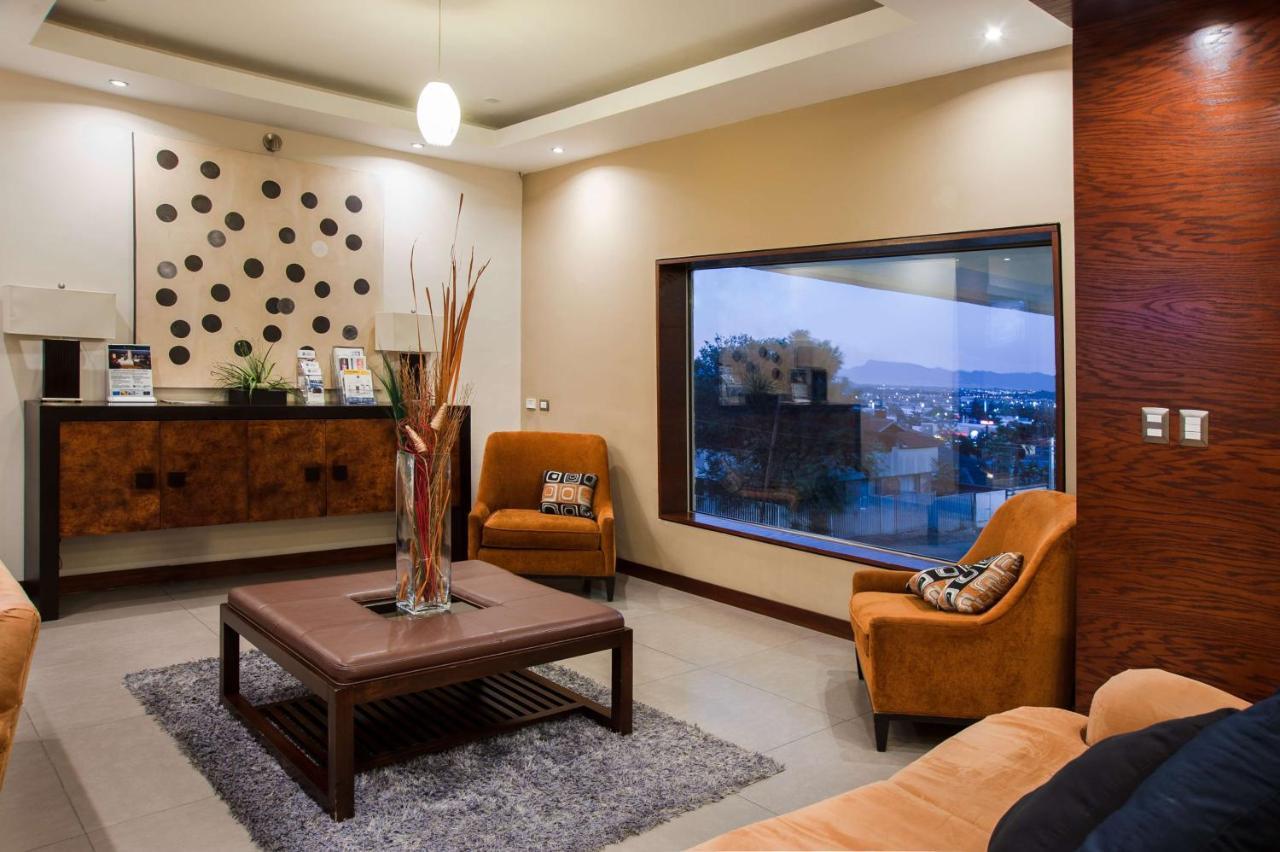 Best Western Cumbres Inn Cd. Cuauhtemoc エクステリア 写真