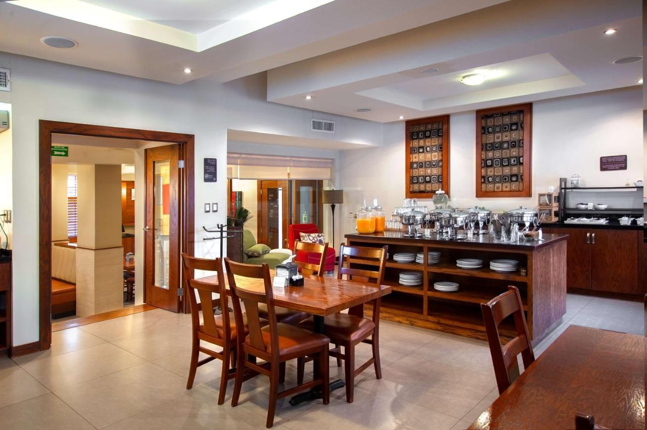Best Western Cumbres Inn Cd. Cuauhtemoc エクステリア 写真