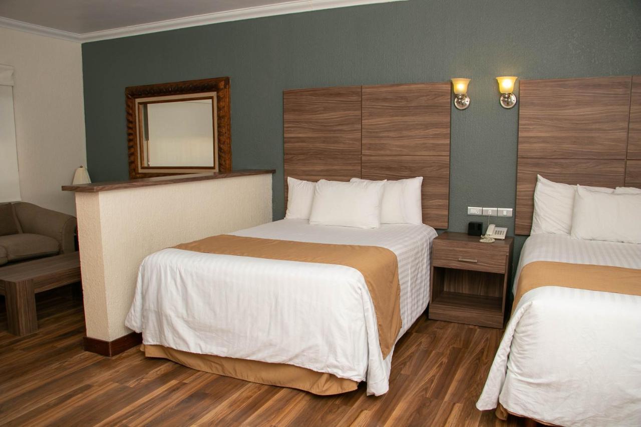 Best Western Cumbres Inn Cd. Cuauhtemoc エクステリア 写真
