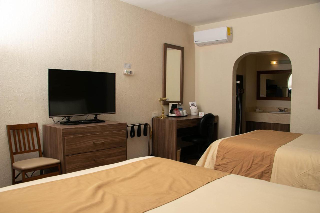 Best Western Cumbres Inn Cd. Cuauhtemoc エクステリア 写真