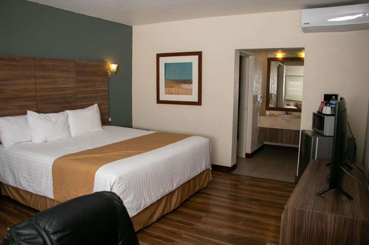 Best Western Cumbres Inn Cd. Cuauhtemoc エクステリア 写真