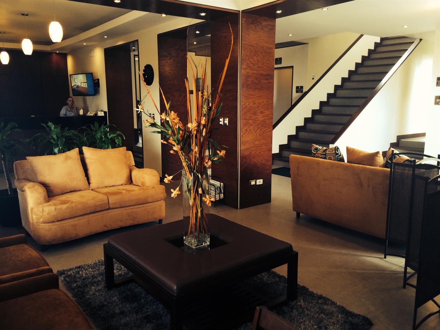 Best Western Cumbres Inn Cd. Cuauhtemoc エクステリア 写真