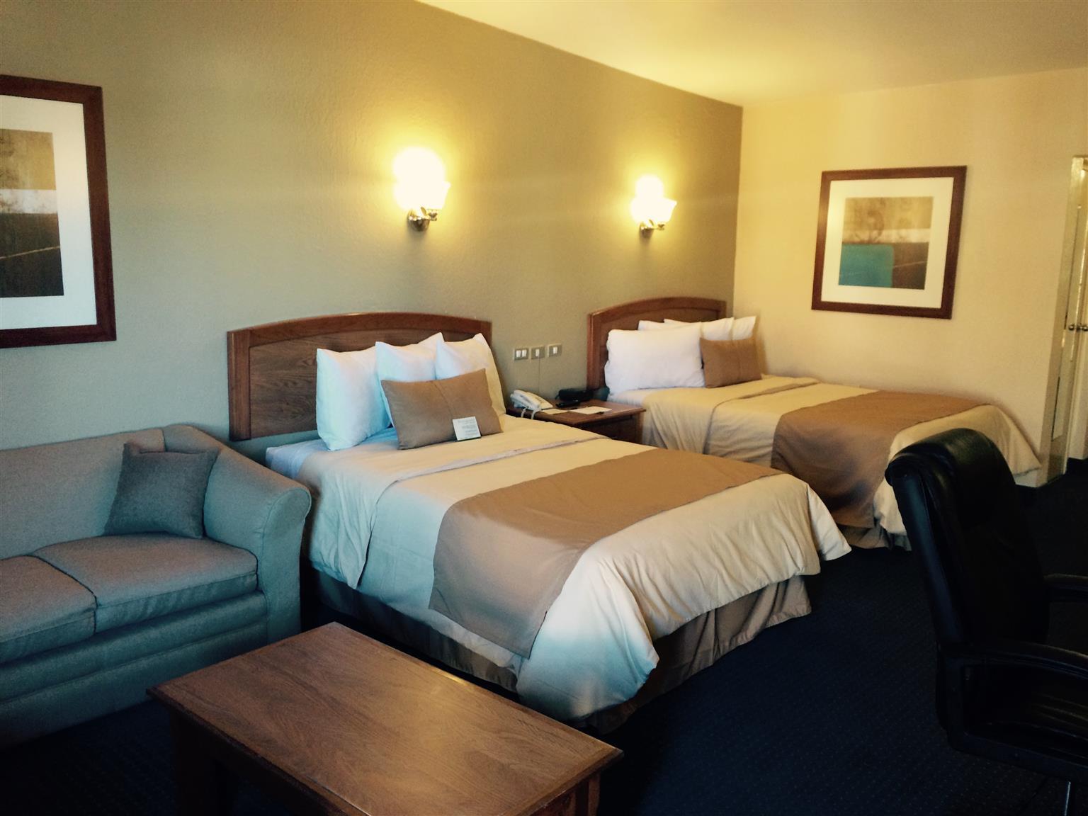 Best Western Cumbres Inn Cd. Cuauhtemoc エクステリア 写真