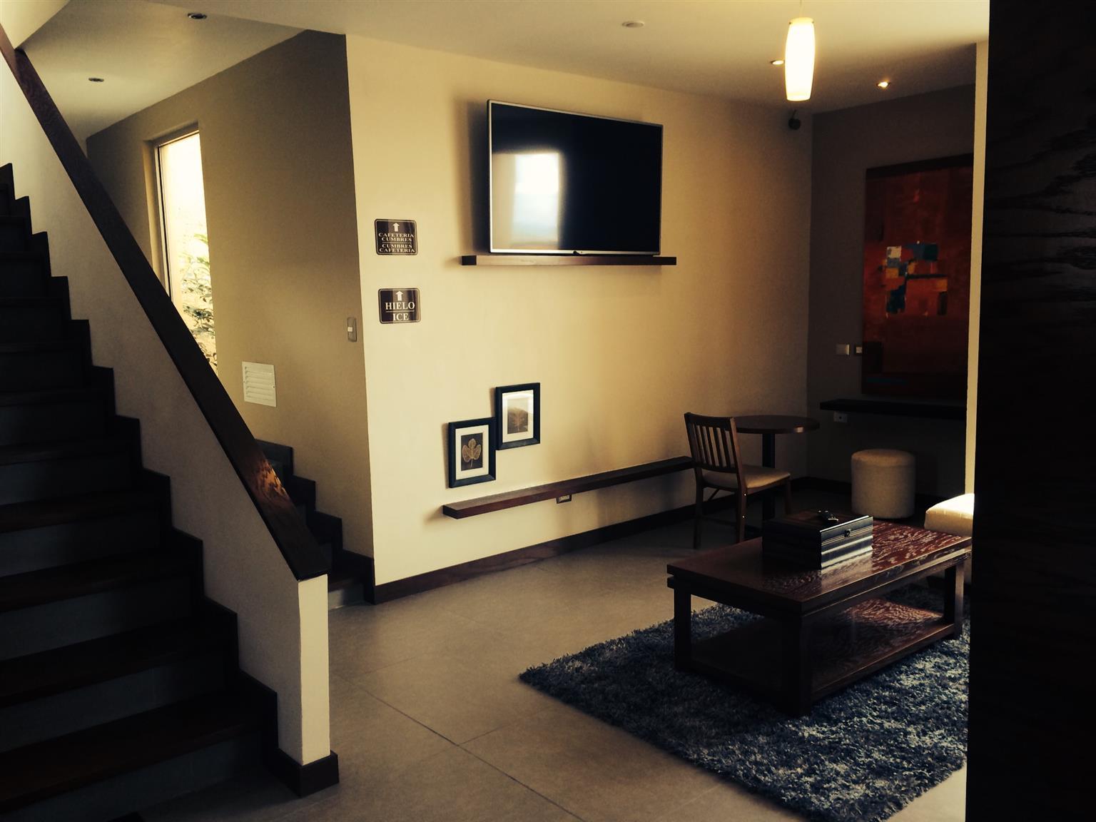 Best Western Cumbres Inn Cd. Cuauhtemoc エクステリア 写真