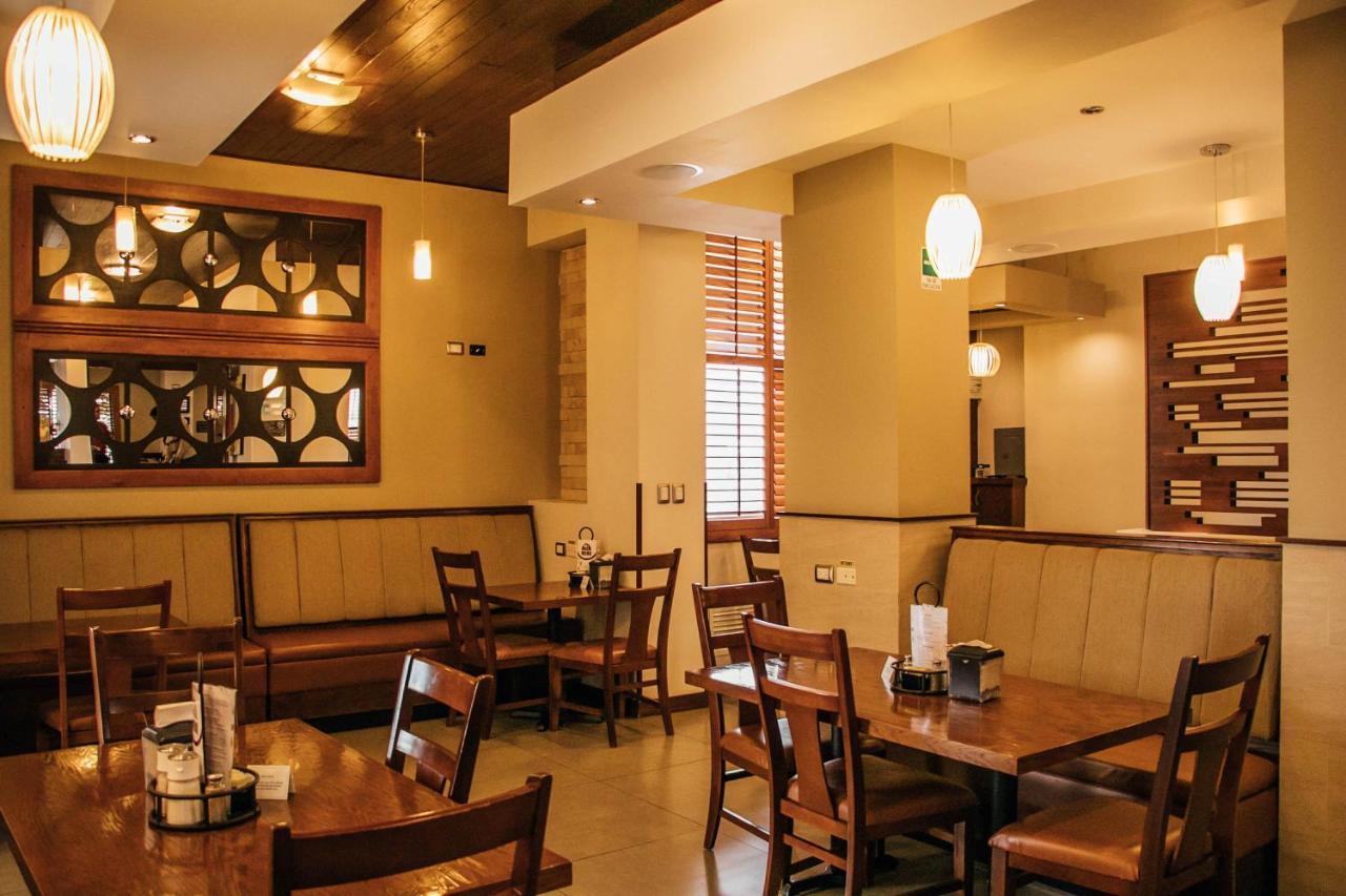 Best Western Cumbres Inn Cd. Cuauhtemoc エクステリア 写真